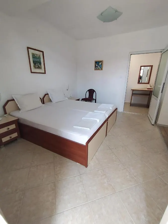 Guest House Polikseni سوزوبول
