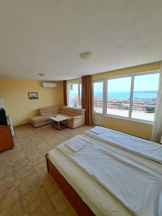 Guest House Polikseni سوزوبول