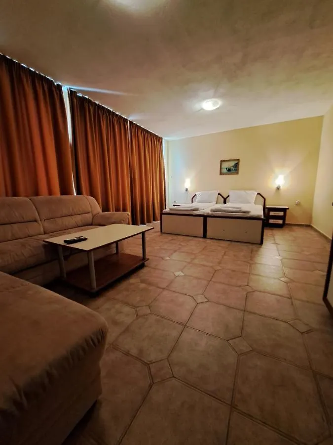 Guest House Polikseni سوزوبول