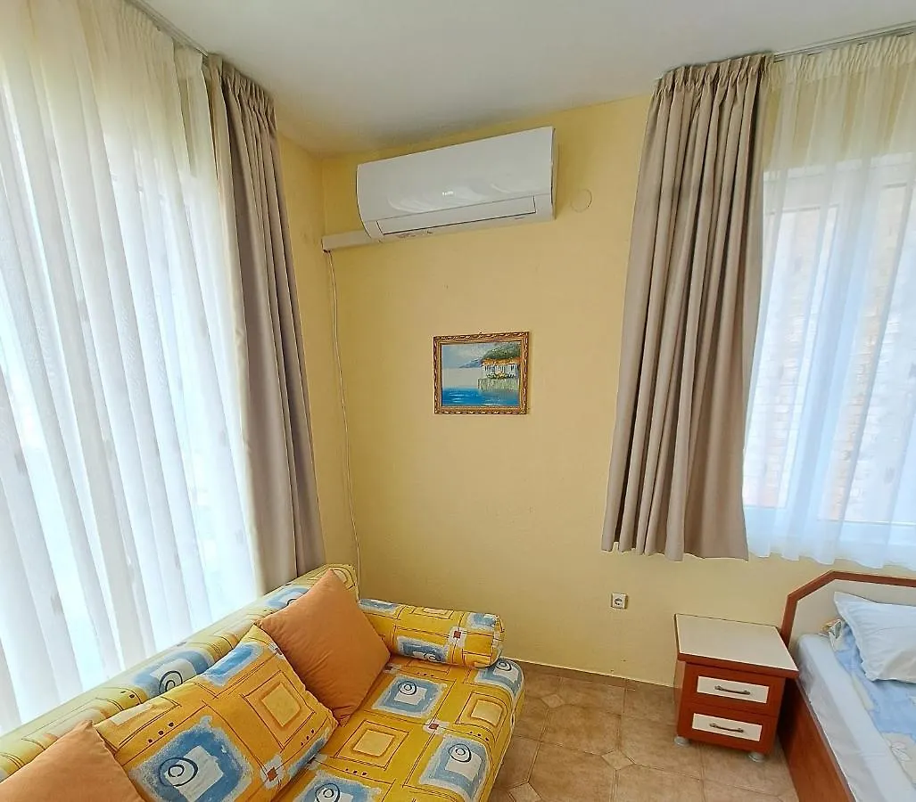 Guest House Polikseni سوزوبول 0*,  بلغاريا